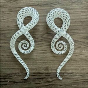 Glassheart White Fishnet 0g